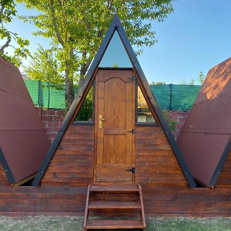 The Hood - Shkodra Backpackers Hostel المظهر الخارجي الصورة