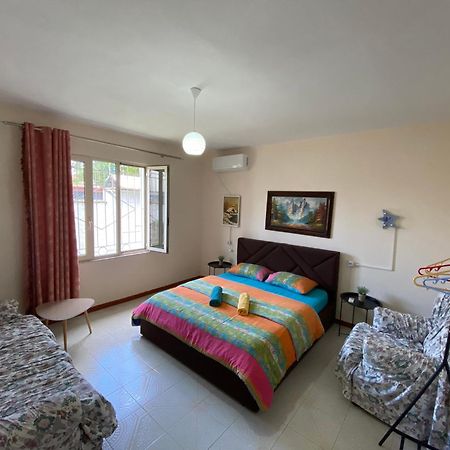 The Hood - Shkodra Backpackers Hostel المظهر الخارجي الصورة