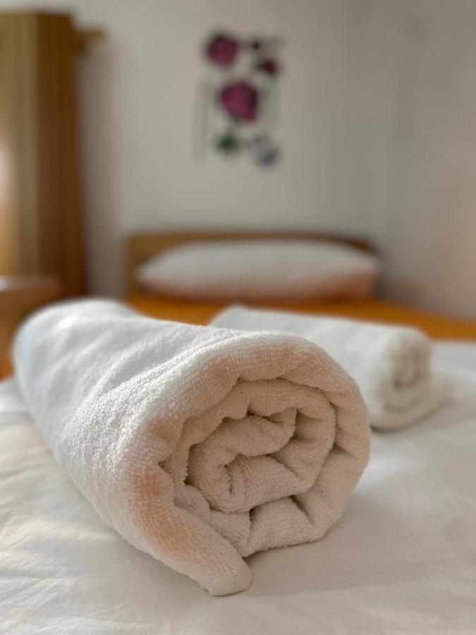 The Hood - Shkodra Backpackers Hostel المظهر الخارجي الصورة