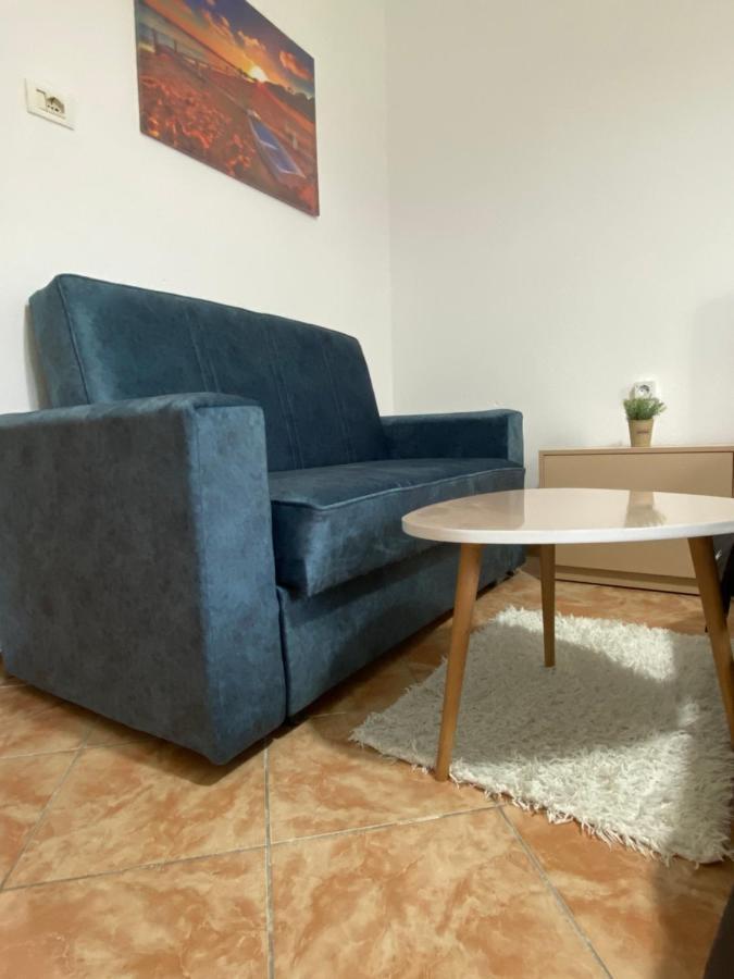 The Hood - Shkodra Backpackers Hostel المظهر الخارجي الصورة