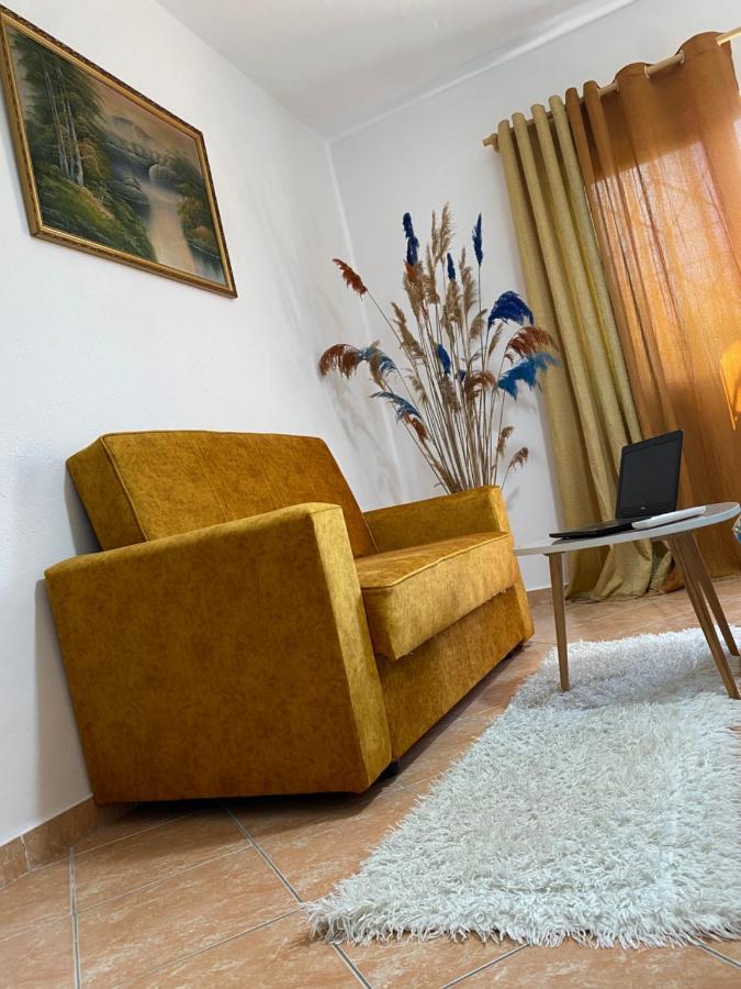 The Hood - Shkodra Backpackers Hostel المظهر الخارجي الصورة