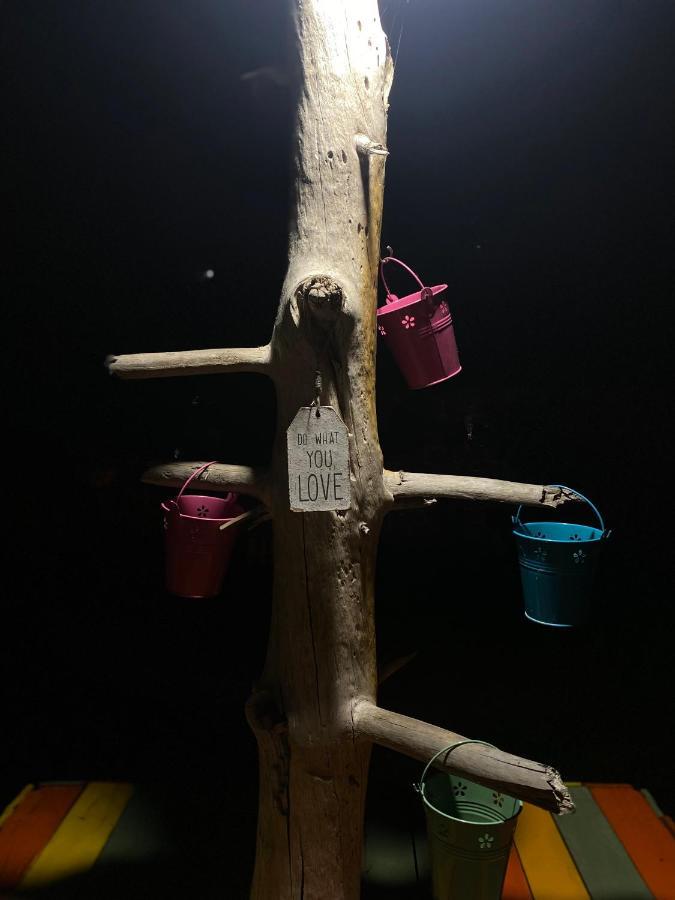 The Hood - Shkodra Backpackers Hostel المظهر الخارجي الصورة