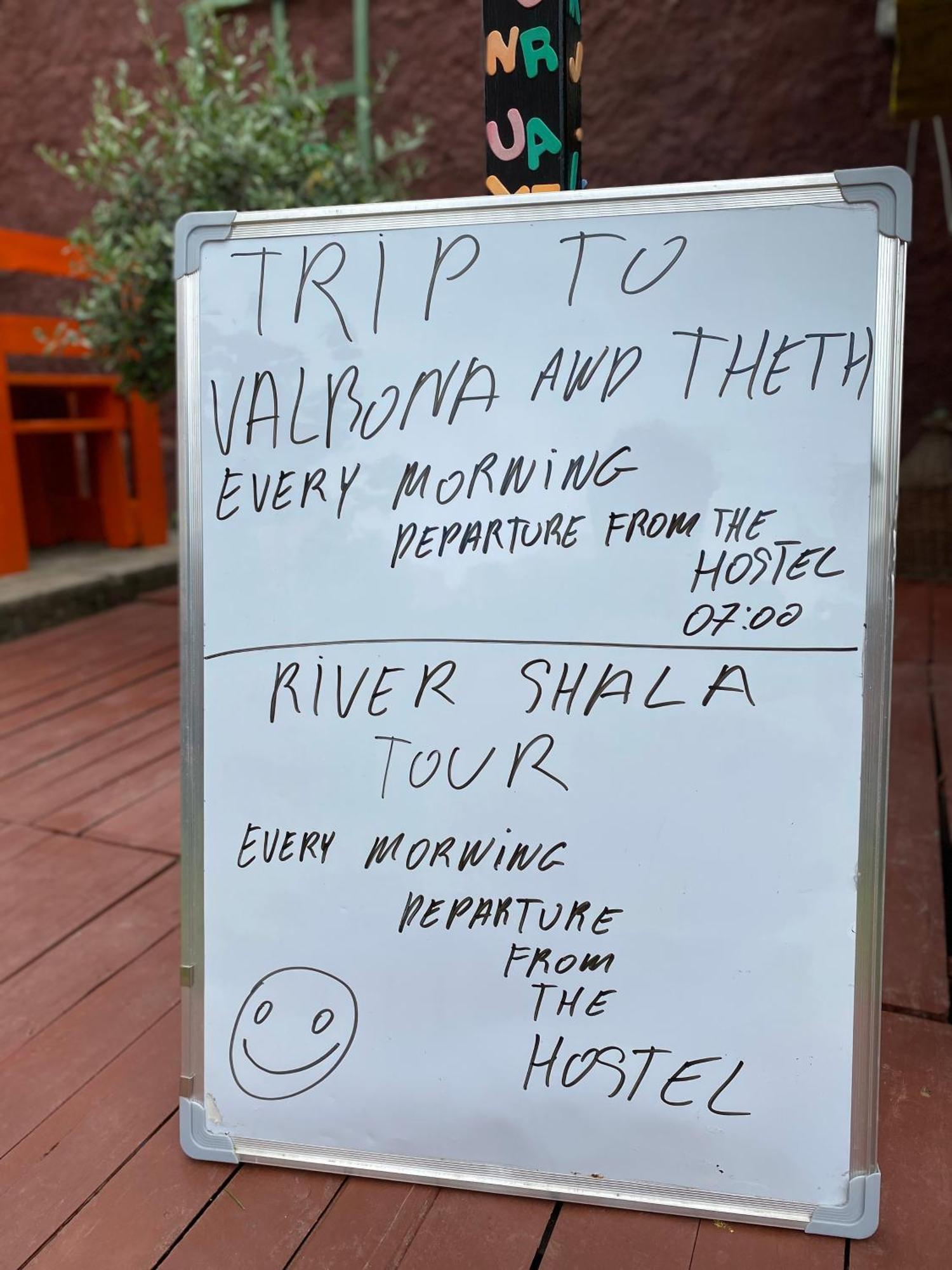 The Hood - Shkodra Backpackers Hostel المظهر الخارجي الصورة