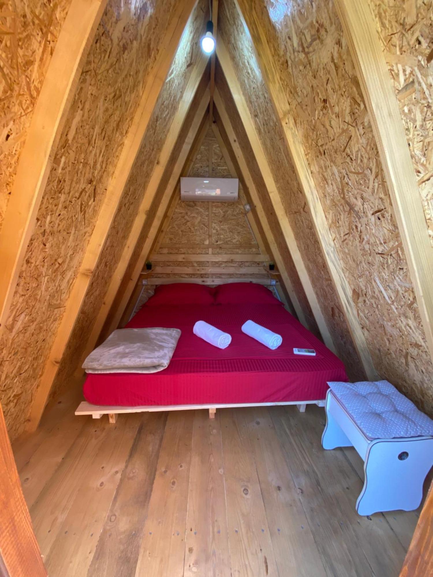 The Hood - Shkodra Backpackers Hostel المظهر الخارجي الصورة