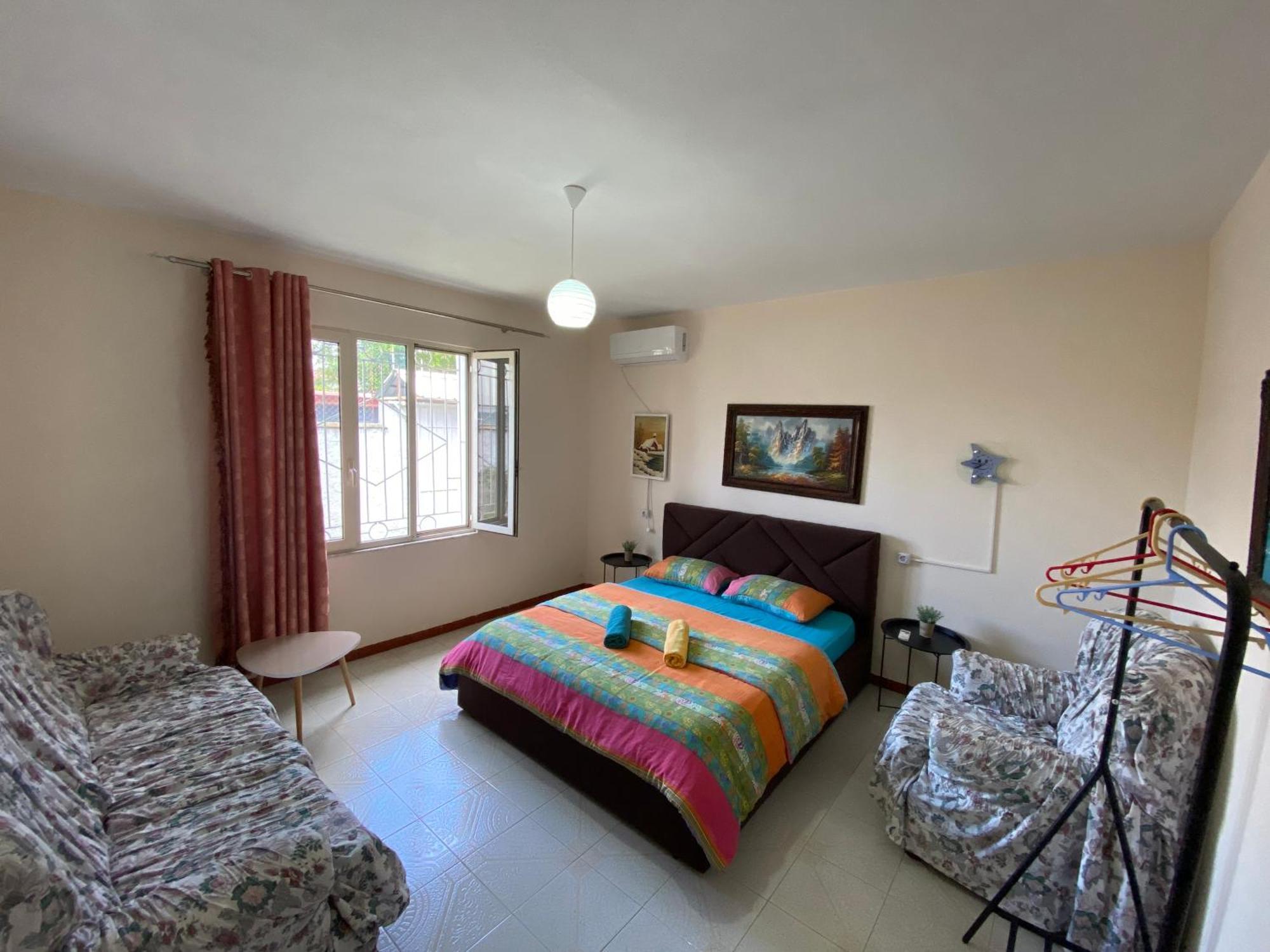 The Hood - Shkodra Backpackers Hostel المظهر الخارجي الصورة